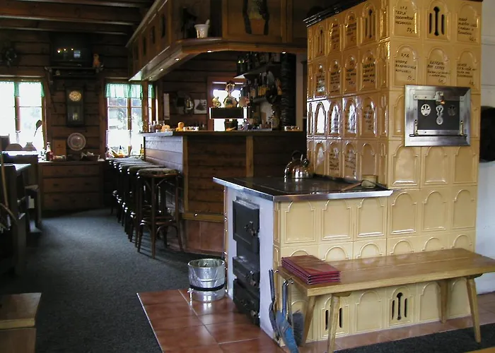 Kiosek U Stare Lanovky B&B 잔스케라즈네