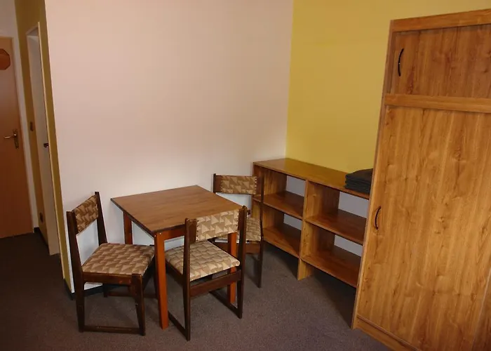 Bed & Breakfast Kiosek U Staré Lanovky 3*